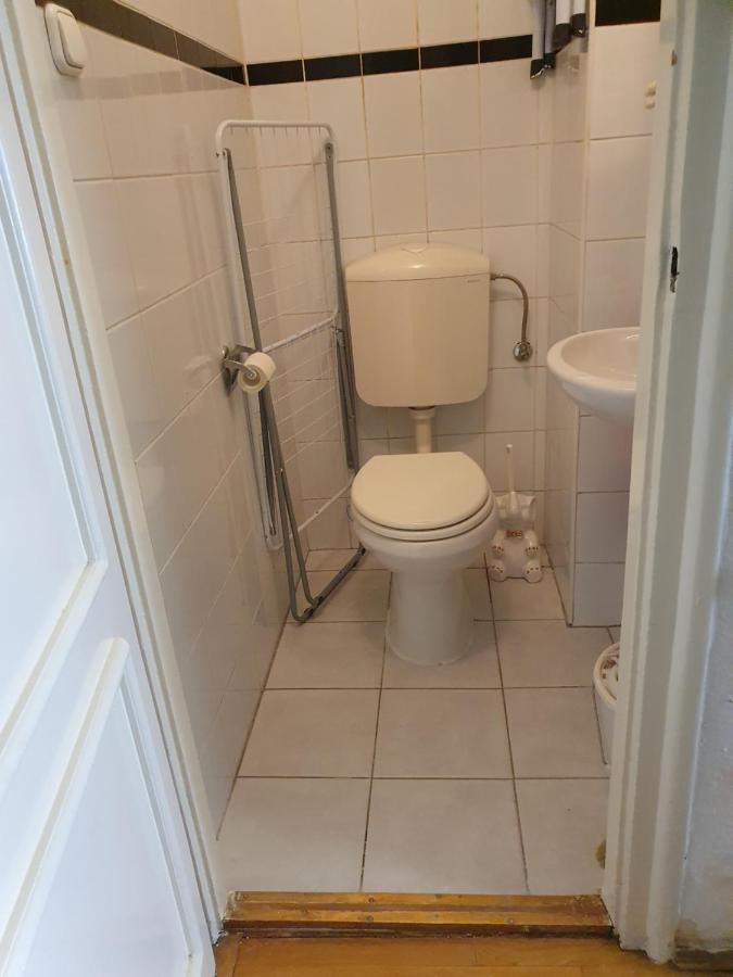 Memory Lane Apartment Budapest Luaran gambar